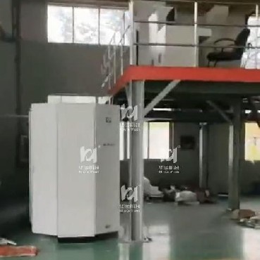 新材料設備客戶安裝現(xiàn)場