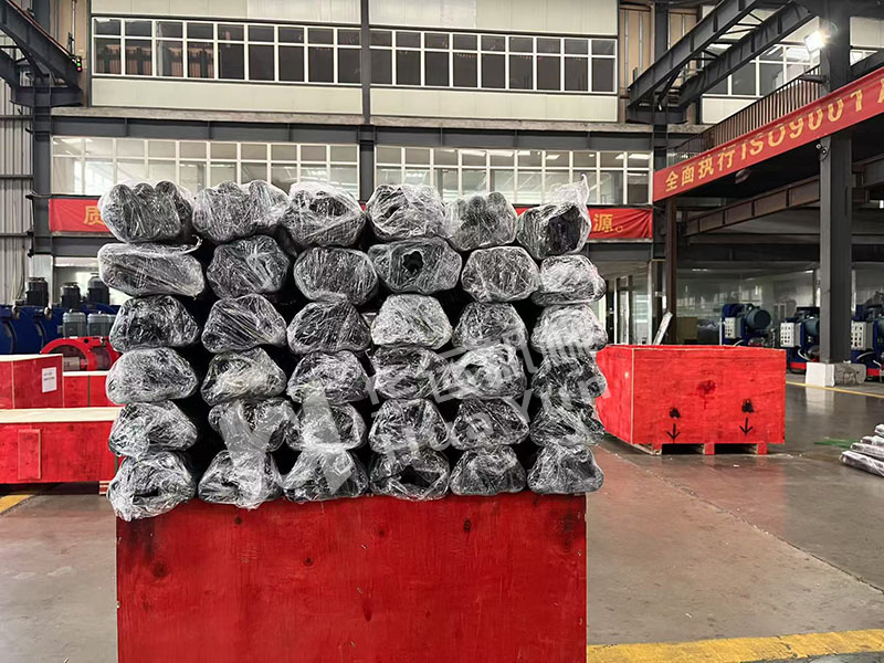 華運機械一批軟管泵定制軟管生產(chǎn)完畢，彰顯專業(yè)制造實力